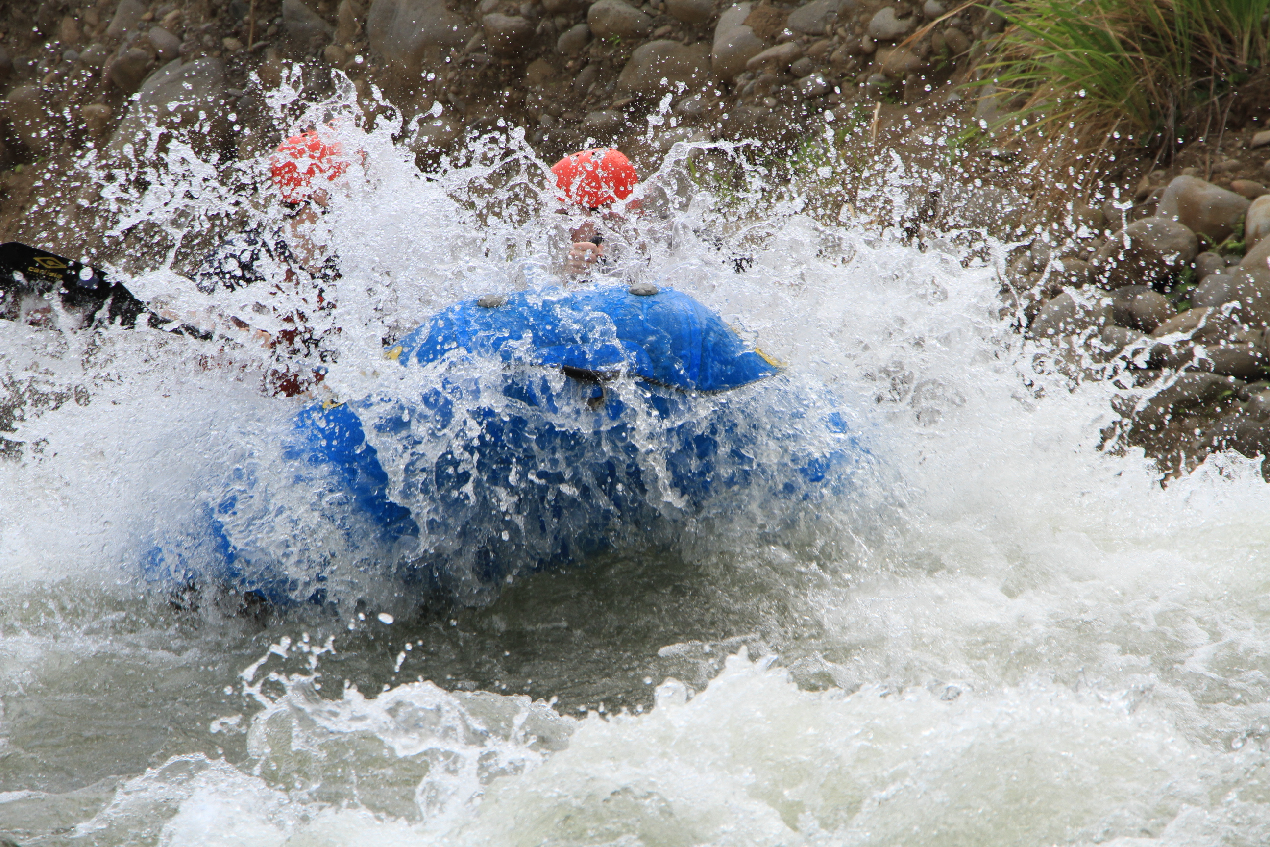 Costa Rica White Water Rafting 1